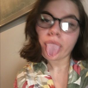 Meet your Posher, Brittney